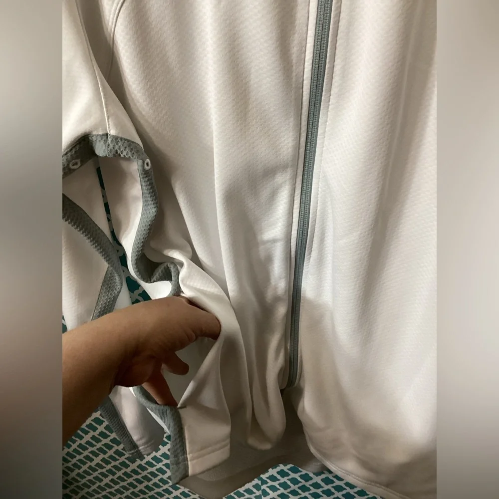 Alo women’s athletic White Full-Zip Jacket size large - Picture 8 of 16